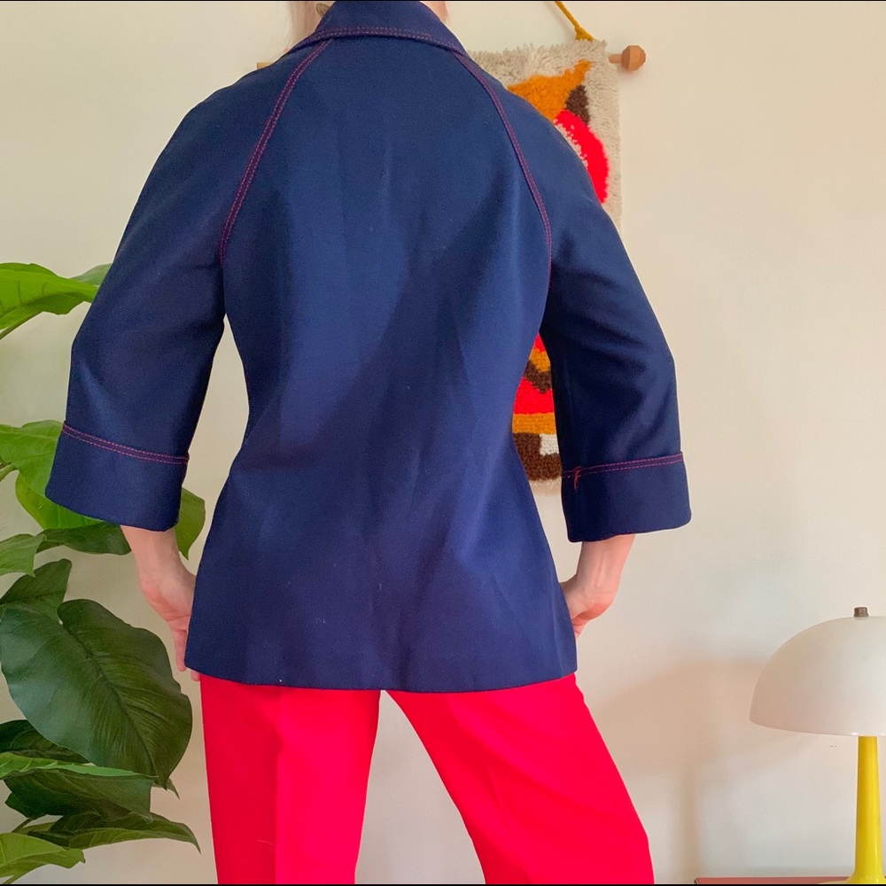 1970s dagger collar cropped bell sleeve jacket - Picture 3 of 5